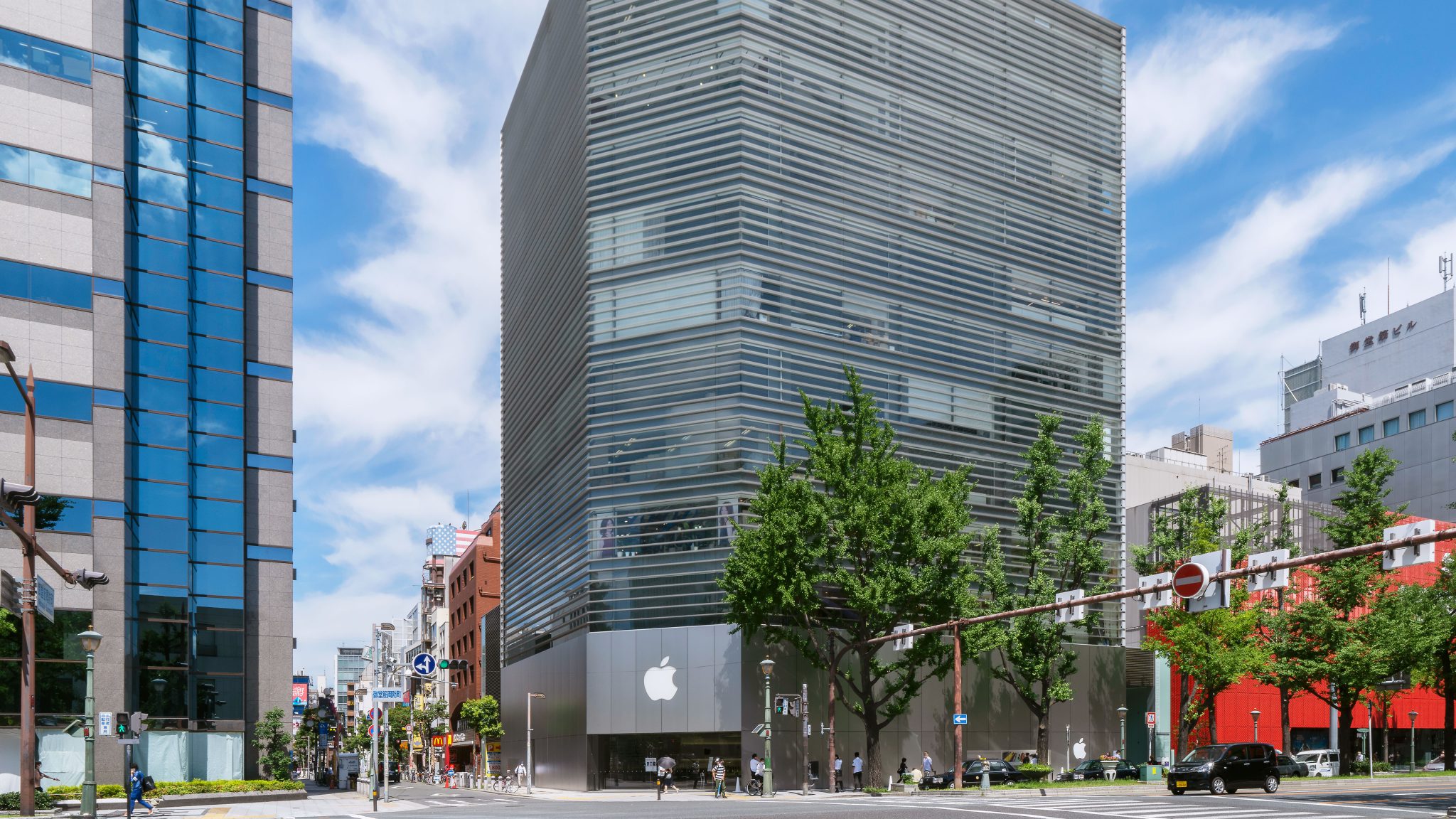 APPLE Shinsaibashi Building, Osaka